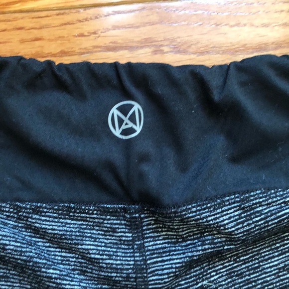 Move | S - Picture 3 of 5